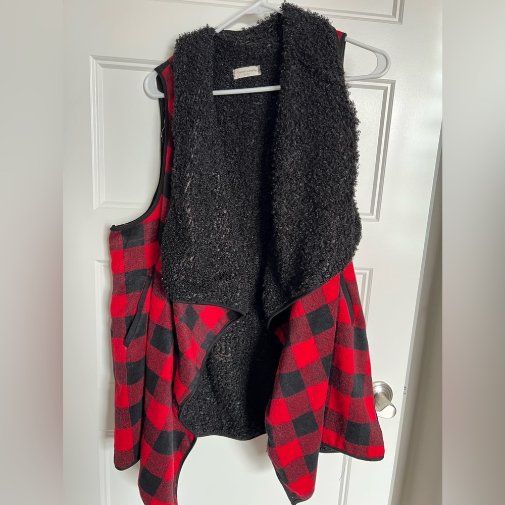 Super cute, cozy, buffalo plaid vest with warm lining